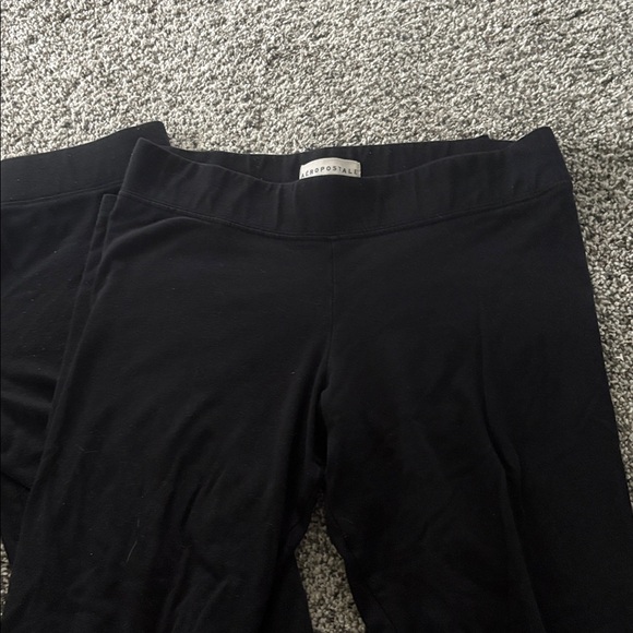 2-Pack Aeropostale Leggings - Picture 2 of 4